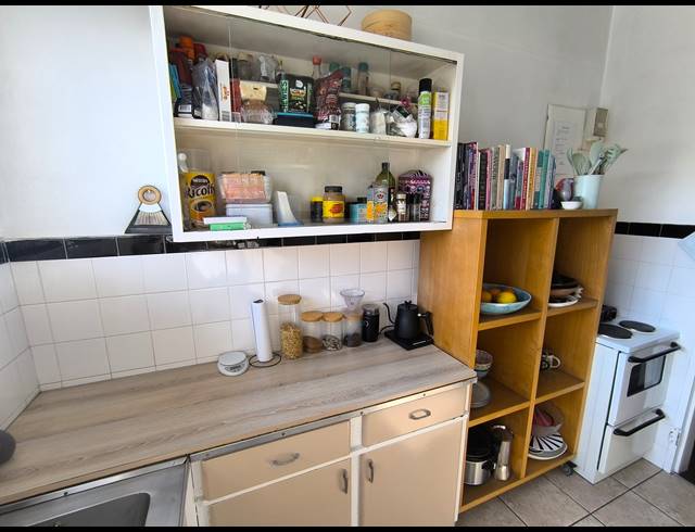 1 bed property to rent in PARKTOWN NORTH